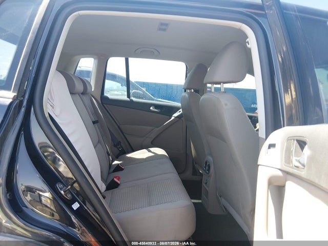 45840933 :رقم المزاد ، WVGAV7AXXAW532330 vin ، 2010 Volkswagen Tiguan S مزاد بيع