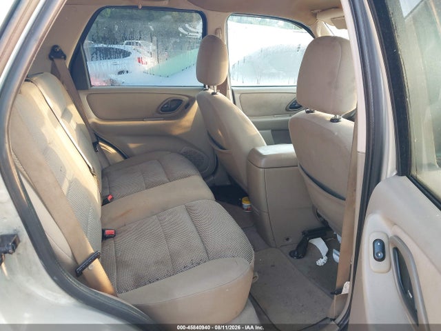 2005 Ford Escape Xlt მანქანა იყიდება აუქციონზე, vin: 1FMYU93145DA13586, აუქციონის ნომერი: 45840940