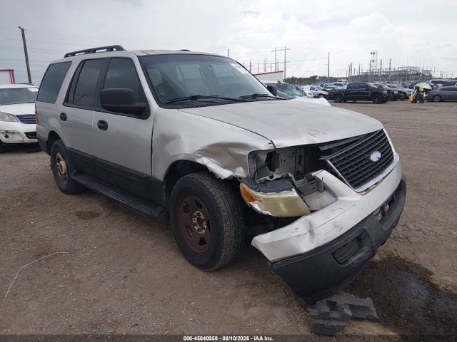 Продажа на аукционе авто 2005 Ford Expedition Xls, vin: 1FMPU13525LA83030, номер лота: 45840958