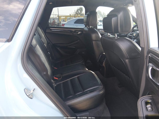 Продаж на аукціоні авто 2018 Porsche Macan Turbo, vin: WP1AF2A53JLB70425, номер лоту: 45840968