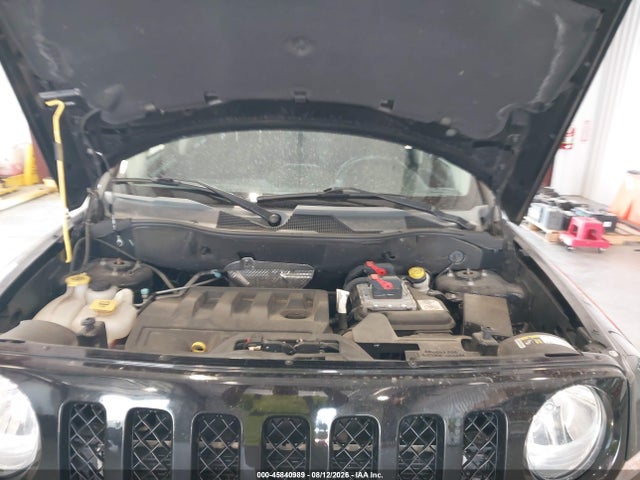 45840989 :رقم المزاد ، 1C4NJRFB2GD725313 vin ، 2016 Jeep Patriot Latitude مزاد بيع