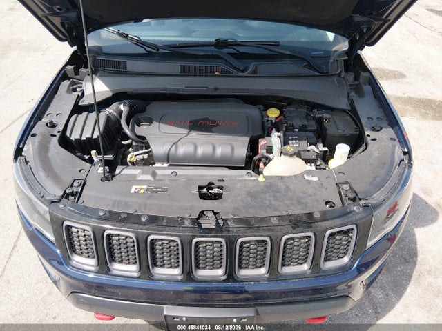 45841034 :رقم المزاد ، 3C4NJDDB3JT410415 vin ، 2018 Jeep Compass Trailhawk 4x4 مزاد بيع