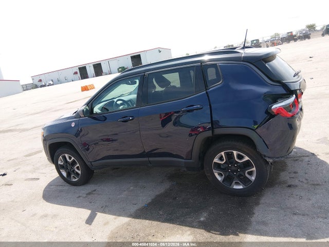 45841034 :رقم المزاد ، 3C4NJDDB3JT410415 vin ، 2018 Jeep Compass Trailhawk 4x4 مزاد بيع
