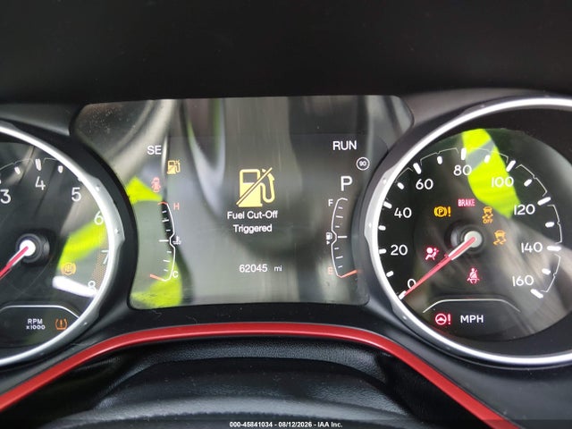 45841034 :رقم المزاد ، 3C4NJDDB3JT410415 vin ، 2018 Jeep Compass Trailhawk 4x4 مزاد بيع