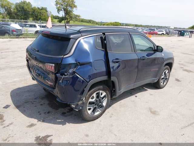 45841034 :رقم المزاد ، 3C4NJDDB3JT410415 vin ، 2018 Jeep Compass Trailhawk 4x4 مزاد بيع