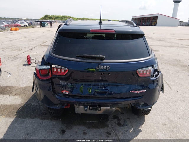 45841034 :رقم المزاد ، 3C4NJDDB3JT410415 vin ، 2018 Jeep Compass Trailhawk 4x4 مزاد بيع