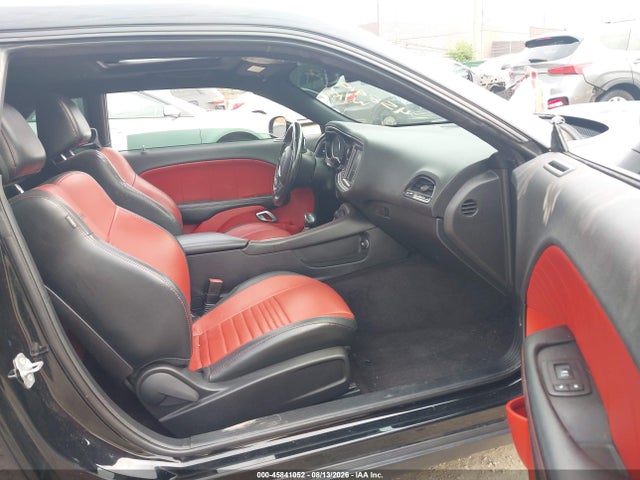Продаж на аукціоні авто 2016 Dodge Challenger 392 Hemi Scat Pack Shaker, vin: 2C3CDZFJ4GH255427, номер лоту: 45841052