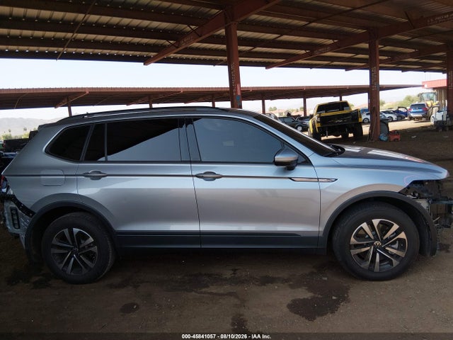 3VVRB7AX7RM225579 Volkswagen Tiguan 2.0t S