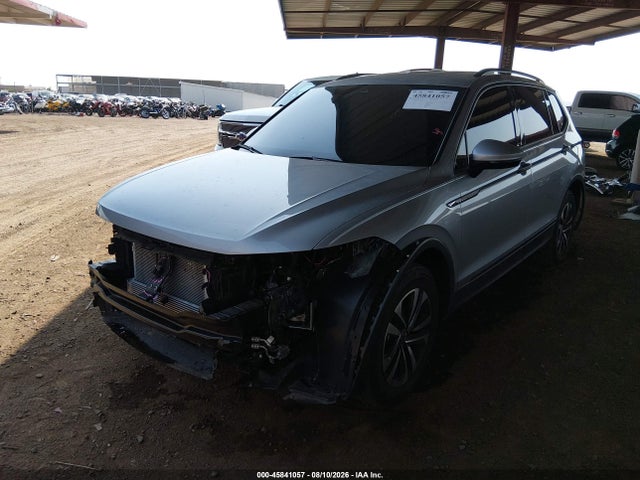 3VVRB7AX7RM225579 Volkswagen Tiguan 2.0t S