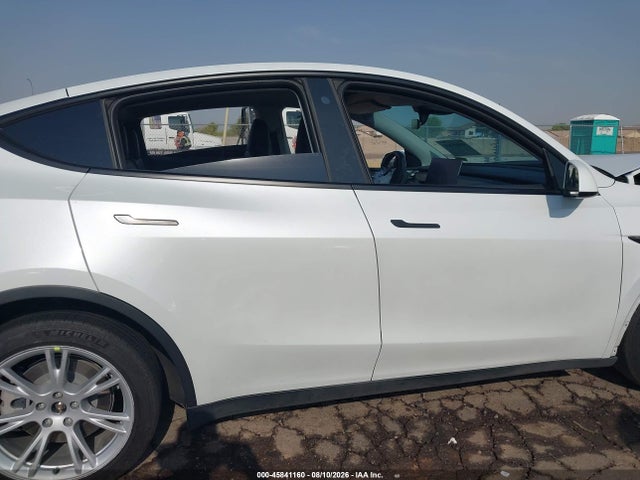 Продаж на аукціоні авто 2022 Tesla Model Y Long Range Dual Motor All-wheel Drive, vin: 7SAYGDEE8NA012531, номер лоту: 45841160