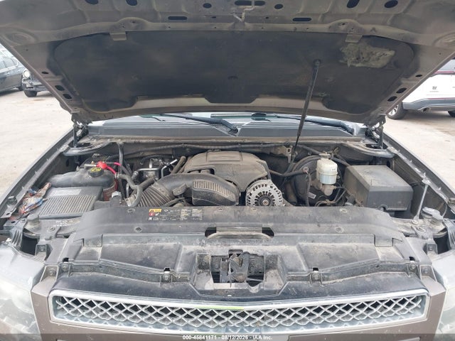 Auction sale of the 2013 Chevrolet Tahoe Ltz, vin: 1GNSKCE04DR249178, lot number: 45841171