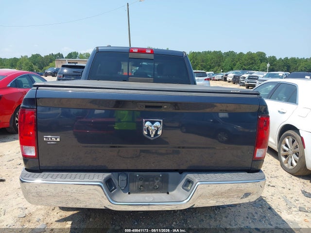 45841173 :رقم المزاد ، 1C6RR6TT0JS118844 vin ، 2018 Ram 1500 مزاد بيع