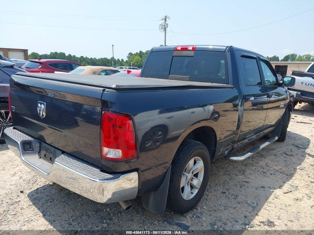 45841173 :رقم المزاد ، 1C6RR6TT0JS118844 vin ، 2018 Ram 1500 مزاد بيع