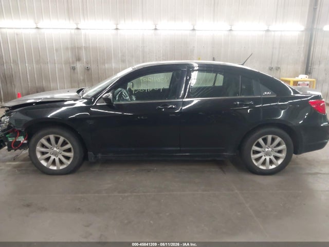Aukcja sprzedaży 2013 Chrysler 200 Touring, vin: 1C3CCBBB5DN745449, numer aukcji: 45841209