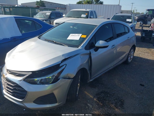 45841230 :رقم المزاد ، 3G1BC6SM1KS536026 vin ، 2019 Chevrolet Cruze Ls مزاد بيع