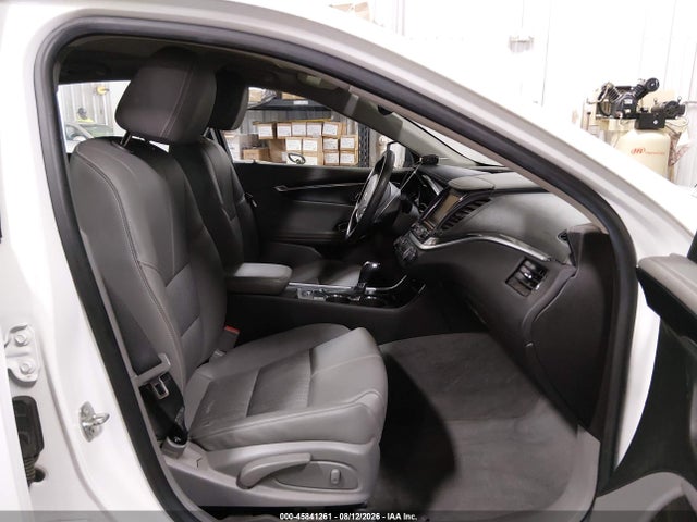 45841261 :رقم المزاد ، 2G11X5S33J9157493 vin ، 2018 Chevrolet Impala 1fl مزاد بيع
