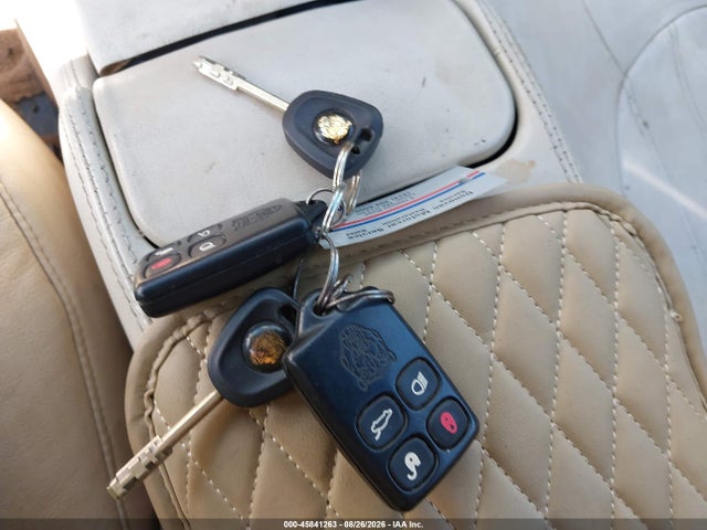 45841263 :رقم المزاد ، SAJGX2242WC021219 vin ، 1998 Jaguar Xk8 مزاد بيع