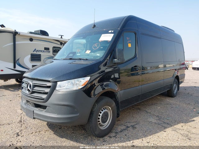 45841314 :رقم المزاد ، W1Z4KGHY4ST217204 vin ، 2025 Mercedes-benz Sprinter 2500 High Roof 4-cyl Diesel مزاد بيع