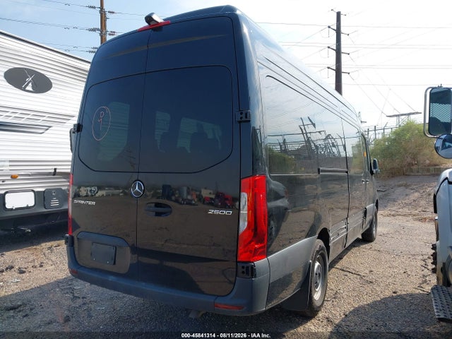 45841314 :رقم المزاد ، W1Z4KGHY4ST217204 vin ، 2025 Mercedes-benz Sprinter 2500 High Roof 4-cyl Diesel مزاد بيع