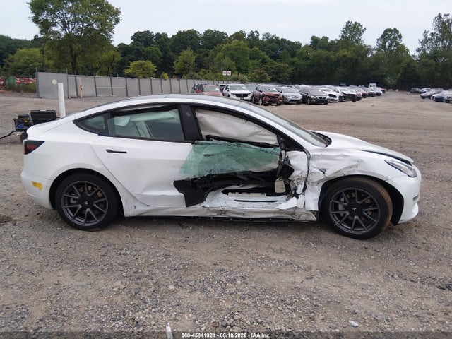 Tesla Model 3 Long Range Dual Motor All-wheel Drive 2021 5YJ3E1EB9MF073406 Image 12