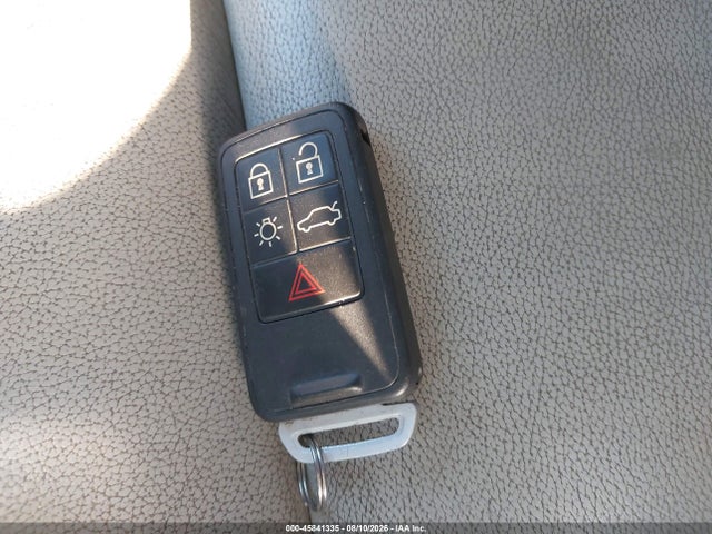 Aukcja sprzedaży 2016 Volvo S60 Cross Country T5 Platinum, vin: YV4612UM6G2000287, numer aukcji: 45841335