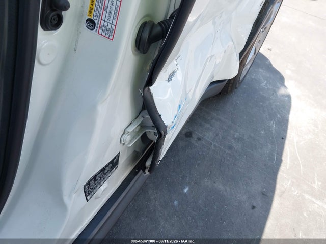 2021 Honda Hr-v 2wd Lx მანქანა იყიდება აუქციონზე, vin: 3CZRU5H33MM706075, აუქციონის ნომერი: 45841388