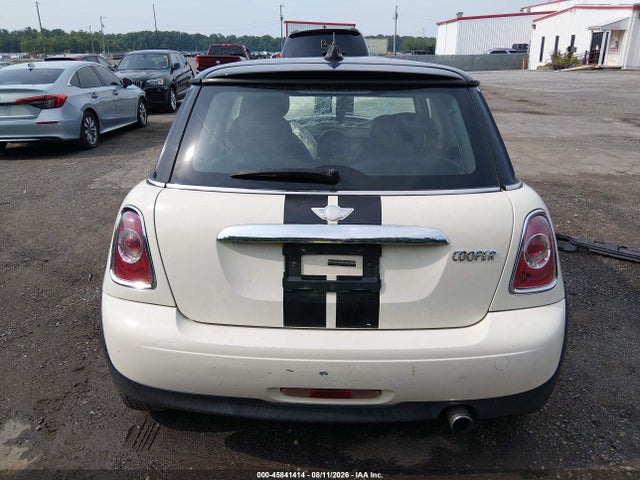 Продаж на аукціоні авто 2013 Mini Hardtop Cooper, vin: WMWSU3C51DT677839, номер лоту: 45841414
