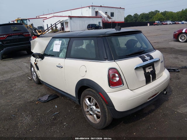 Продаж на аукціоні авто 2013 Mini Hardtop Cooper, vin: WMWSU3C51DT677839, номер лоту: 45841414