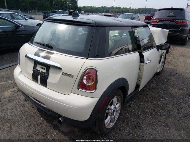 Продаж на аукціоні авто 2013 Mini Hardtop Cooper, vin: WMWSU3C51DT677839, номер лоту: 45841414