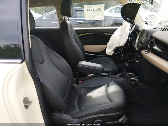 Продаж на аукціоні авто 2013 Mini Hardtop Cooper, vin: WMWSU3C51DT677839, номер лоту: 45841414