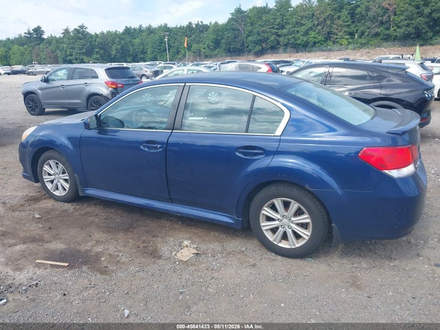 2010 Subaru Legacy 2.5i Premium მანქანა იყიდება აუქციონზე, vin: 4S3BMBG64A3229705, აუქციონის ნომერი: 45841423