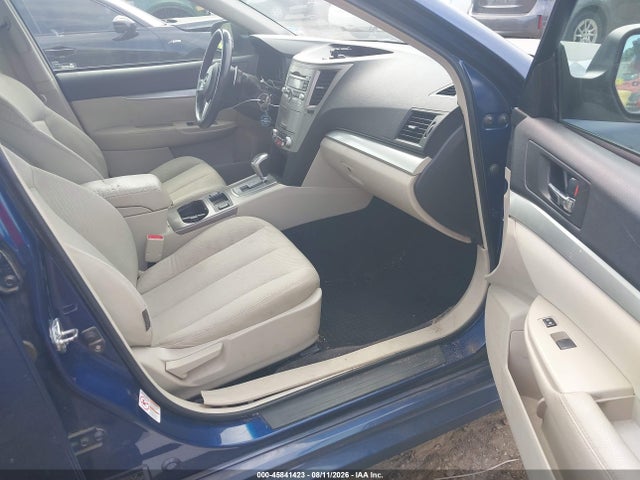 2010 Subaru Legacy 2.5i Premium მანქანა იყიდება აუქციონზე, vin: 4S3BMBG64A3229705, აუქციონის ნომერი: 45841423