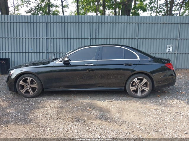 Aukcja sprzedaży 2019 Mercedes-benz E 300 4matic, vin: WDDZF4KB7KA556434, numer aukcji: 45841444
