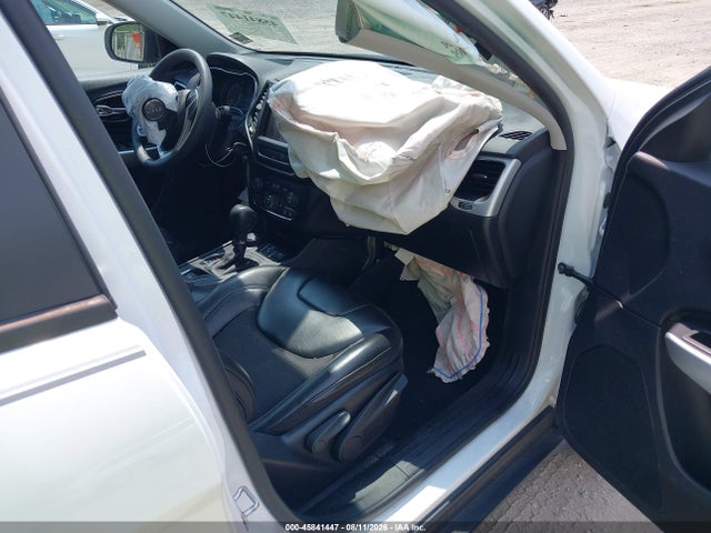 45841447 :رقم المزاد ، 1C4PJMCX8ND542619 vin ، 2022 Jeep Cherokee X 4x4 مزاد بيع