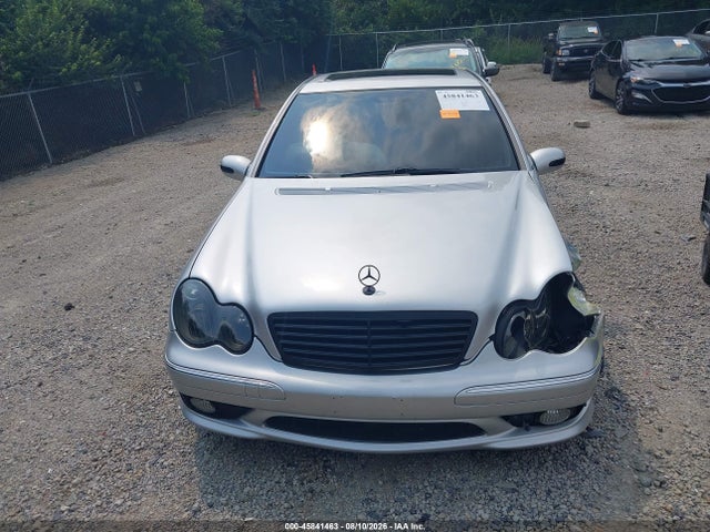 2002 Mercedes-benz C 32 Amg მანქანა იყიდება აუქციონზე, vin: WDBRF65J12F242126, აუქციონის ნომერი: 45841463