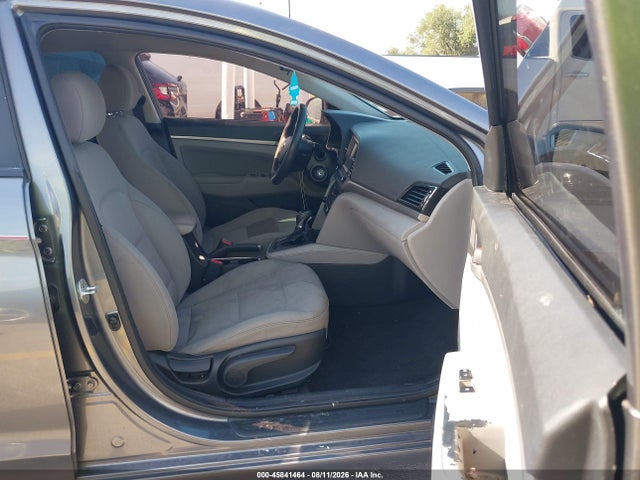 Продаж на аукціоні авто 2018 Hyundai Elantra Sel, vin: 5NPD84LF1JH369049, номер лоту: 45841464