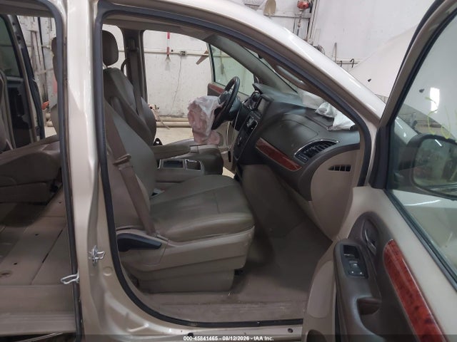Продаж на аукціоні авто 2016 Chrysler Town & Country Touring, vin: 2C4RC1BG9GR120457, номер лоту: 45841465