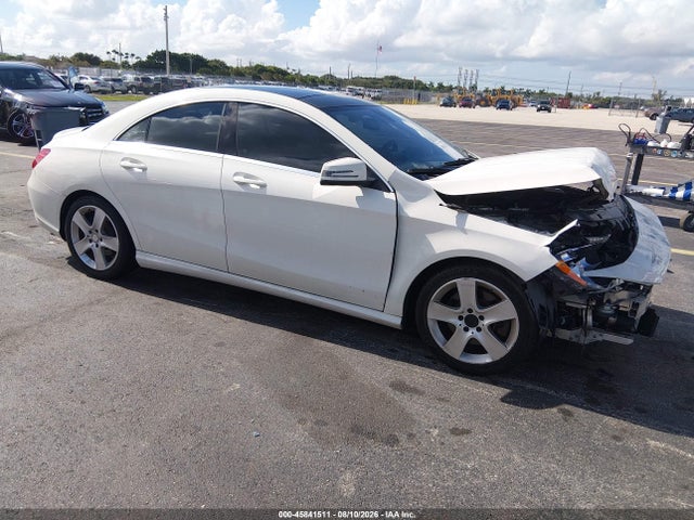 45841511 :رقم المزاد ، WDDSJ4EB7GN320619 vin ، 2016 Mercedes-benz Cla 250 مزاد بيع
