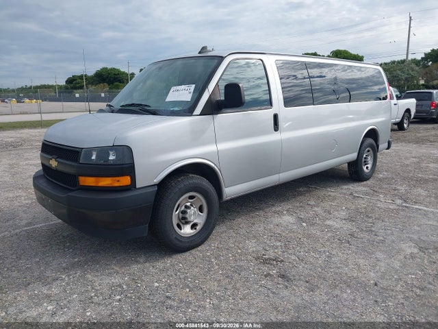 Продажа на аукционе авто 2023 Chevrolet Express Passenger Rwd 3500 Extended Wheelbase Ls, vin: 1GAZGNFP6P1115283, номер лота: 45841543