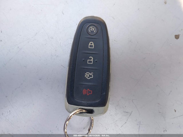 1FMCU9J99HUA10707 Ford Escape Titanium