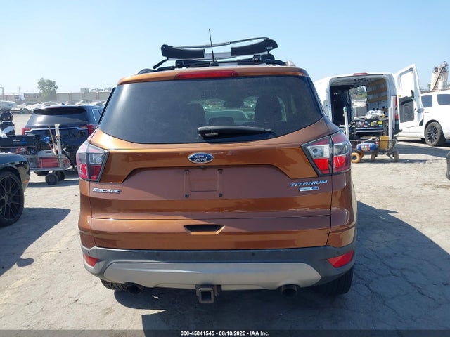 1FMCU9J99HUA10707 Ford Escape Titanium