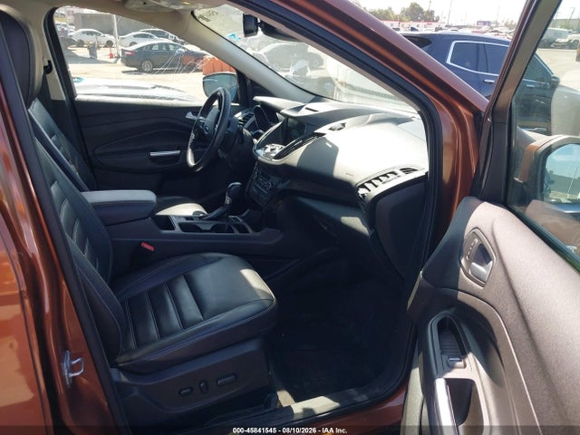 1FMCU9J99HUA10707 Ford Escape Titanium