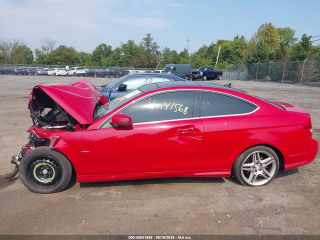 Продажа на аукционе авто 2012 Mercedes-benz C 250, vin: WDDGJ4HB9CF745958, номер лота: 45841568