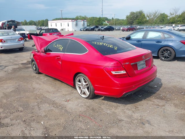 Продажа на аукционе авто 2012 Mercedes-benz C 250, vin: WDDGJ4HB9CF745958, номер лота: 45841568