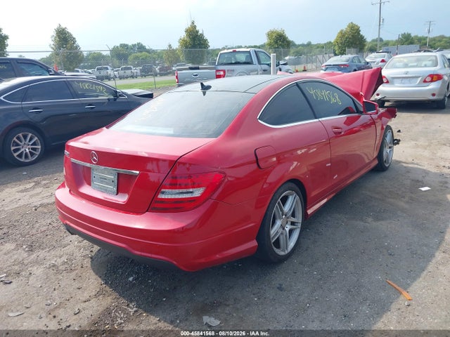Продажа на аукционе авто 2012 Mercedes-benz C 250, vin: WDDGJ4HB9CF745958, номер лота: 45841568