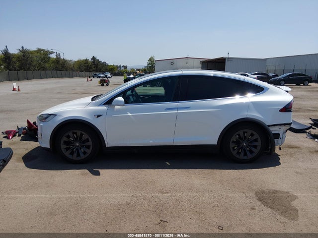 Продажа на аукционе авто 2019 Tesla Model X 100d/75d/long Range, vin: 5YJXCAE23KF160500, номер лота: 45841570