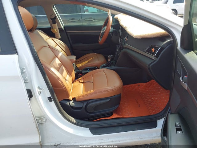 Продажа на аукционе авто 2017 Hyundai Elantra Value Edition, vin: 5NPD84LFXHH161696, номер лота: 45841571