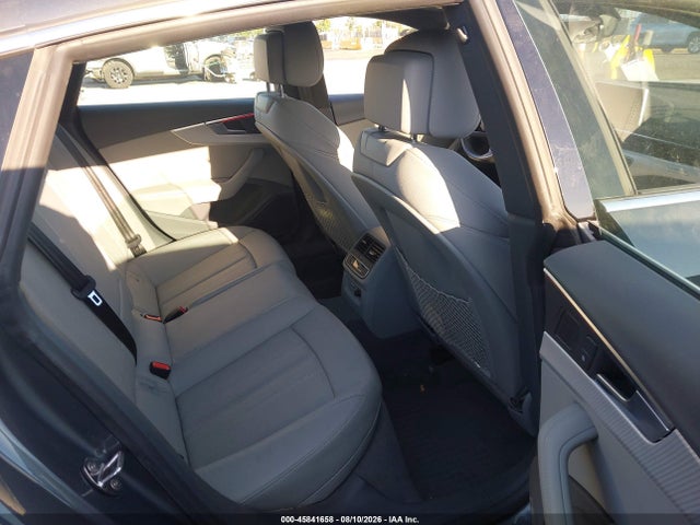 2019 Audi A5 45 Premium მანქანა იყიდება აუქციონზე, vin: WAUENCF52KA070685, აუქციონის ნომერი: 45841658