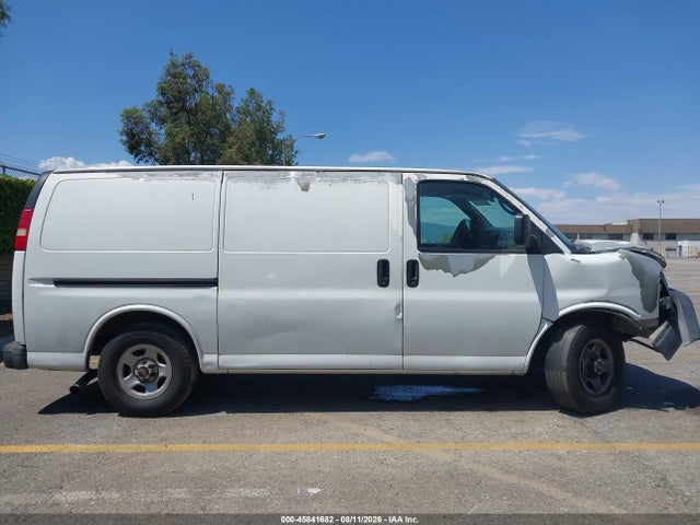 45841682 :رقم المزاد ، 1GTEG15X341203297 vin ، 2004 Gmc Savana Standard مزاد بيع