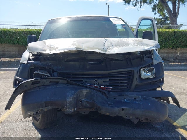 45841682 :رقم المزاد ، 1GTEG15X341203297 vin ، 2004 Gmc Savana Standard مزاد بيع